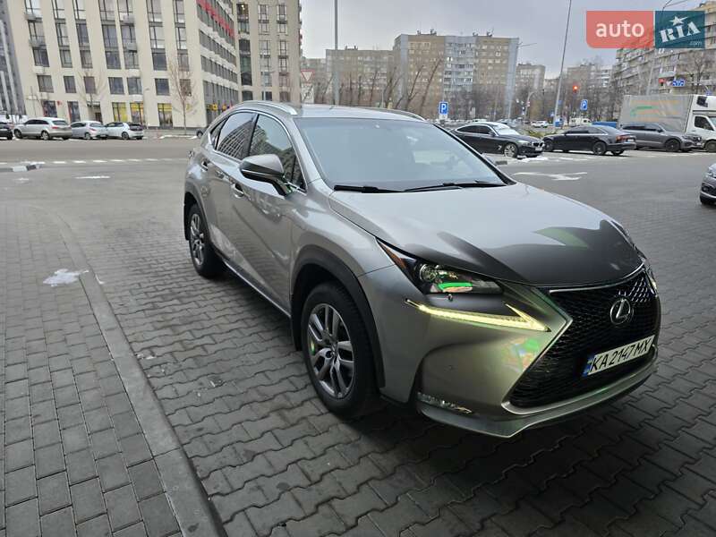 Позашляховик / Кросовер Lexus NX 2016 в Києві