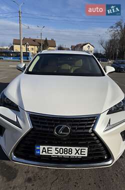 Внедорожник / Кроссовер Lexus NX 2018 в Днепре