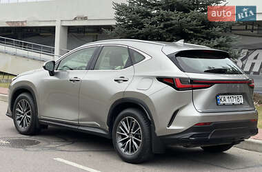 Позашляховик / Кросовер Lexus NX 2022 в Києві