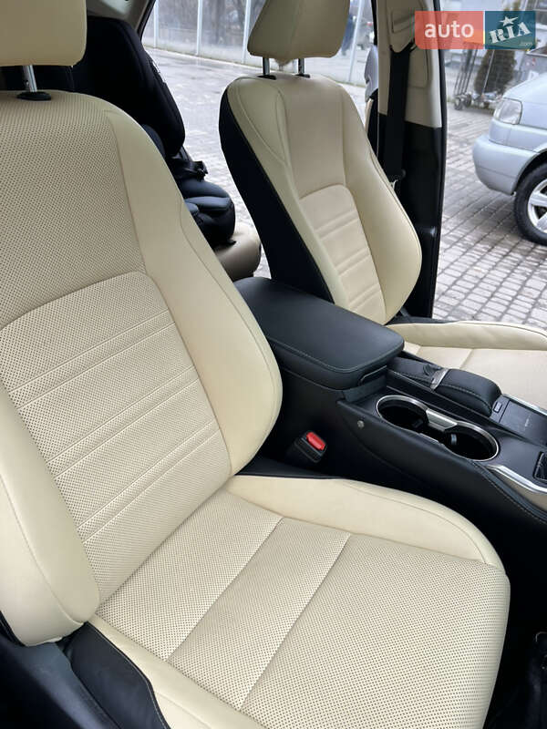 Внедорожник / Кроссовер Lexus NX 2018 в Львове