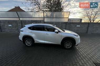 Позашляховик / Кросовер Lexus NX 2015 в Харкові