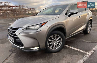 Позашляховик / Кросовер Lexus NX 2015 в Києві