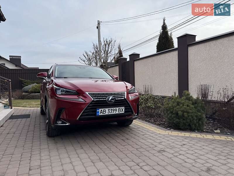 Внедорожник / Кроссовер Lexus NX 2018 в Виннице