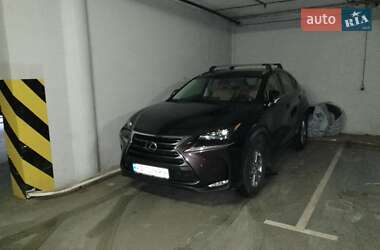 Внедорожник / Кроссовер Lexus NX 2015 в 