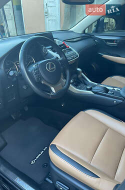 Внедорожник / Кроссовер Lexus NX 2017 в 