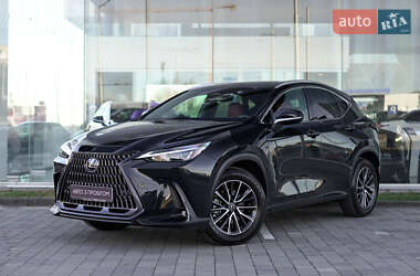 Lexus NX 2022