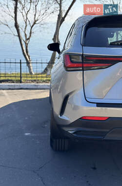 Внедорожник / Кроссовер Lexus NX 2022 в 