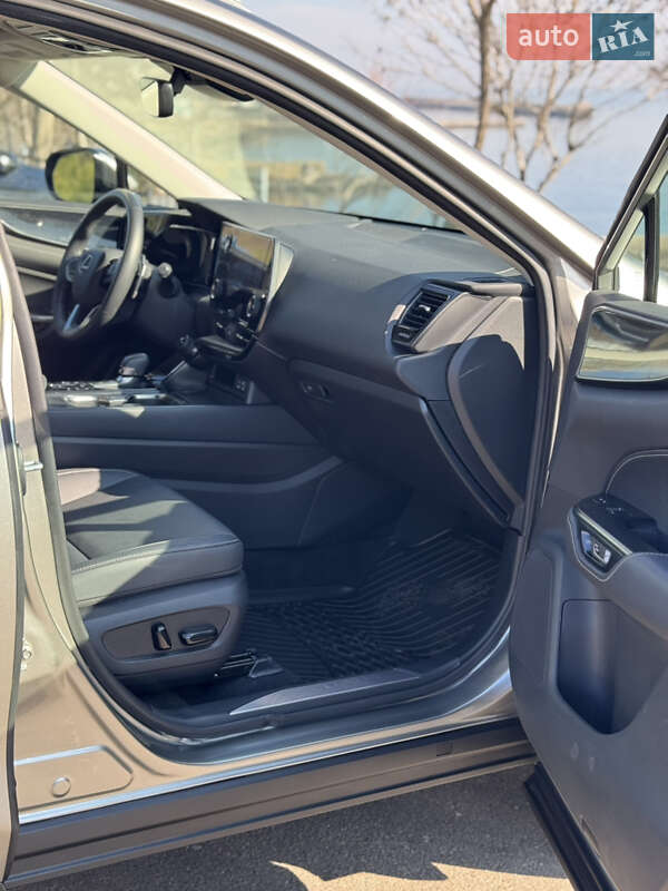 Внедорожник / Кроссовер Lexus NX 2022 в Одессе