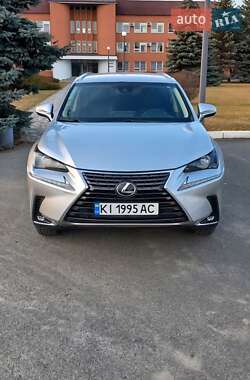 Позашляховик / Кросовер Lexus NX 2017 в Києві