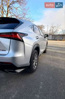 Позашляховик / Кросовер Lexus NX 2017 в Києві