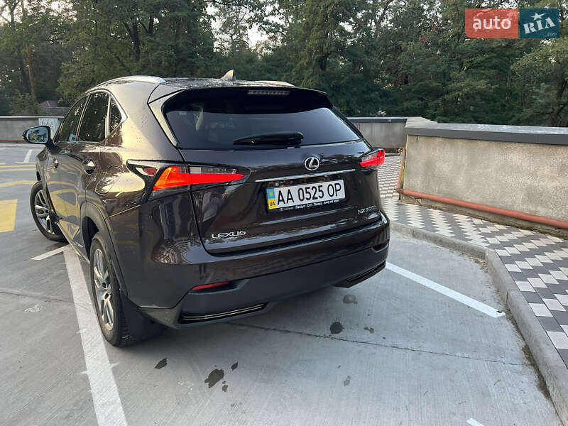 Внедорожник / Кроссовер Lexus NX 2015 в Киеве