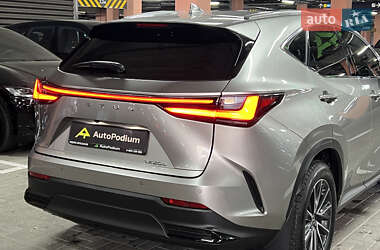 Внедорожник / Кроссовер Lexus NX 2022 в Киеве