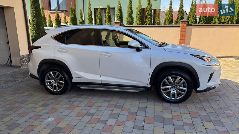 Внедорожник / Кроссовер Lexus NX 2020 в Львове