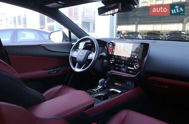 Внедорожник / Кроссовер Lexus NX 2023 в 