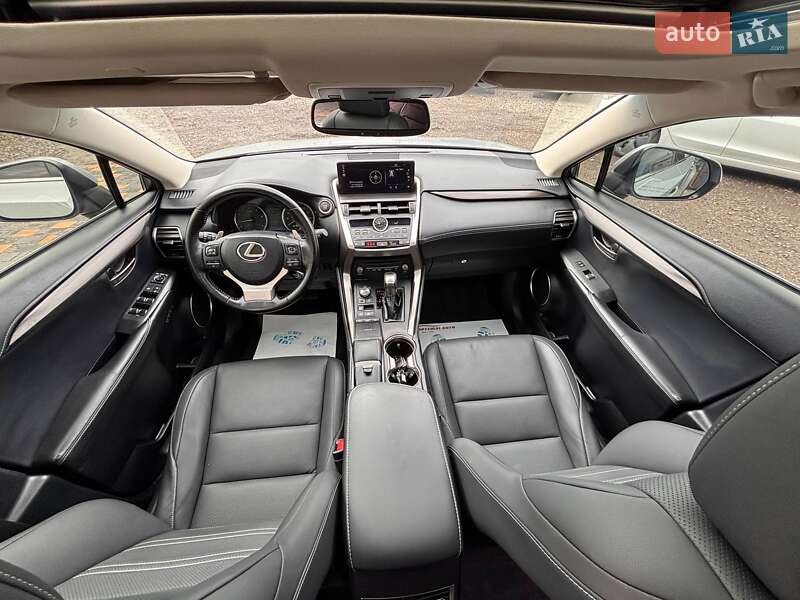 Внедорожник / Кроссовер Lexus NX 2018 в Львове