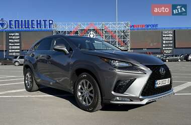 Позашляховик / Кросовер Lexus NX 2017 в 