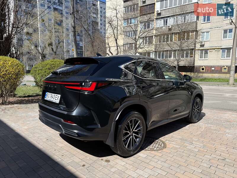Внедорожник / Кроссовер Lexus NX 2022 в Киеве