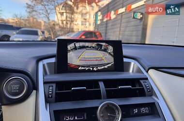 Внедорожник / Кроссовер Lexus NX 2015 в 