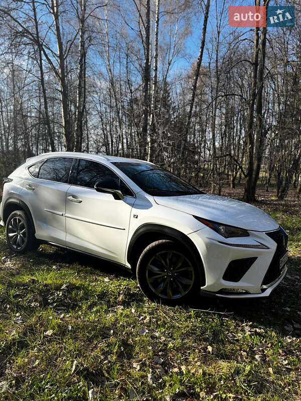 Внедорожник / Кроссовер Lexus NX 2018 в Фастове