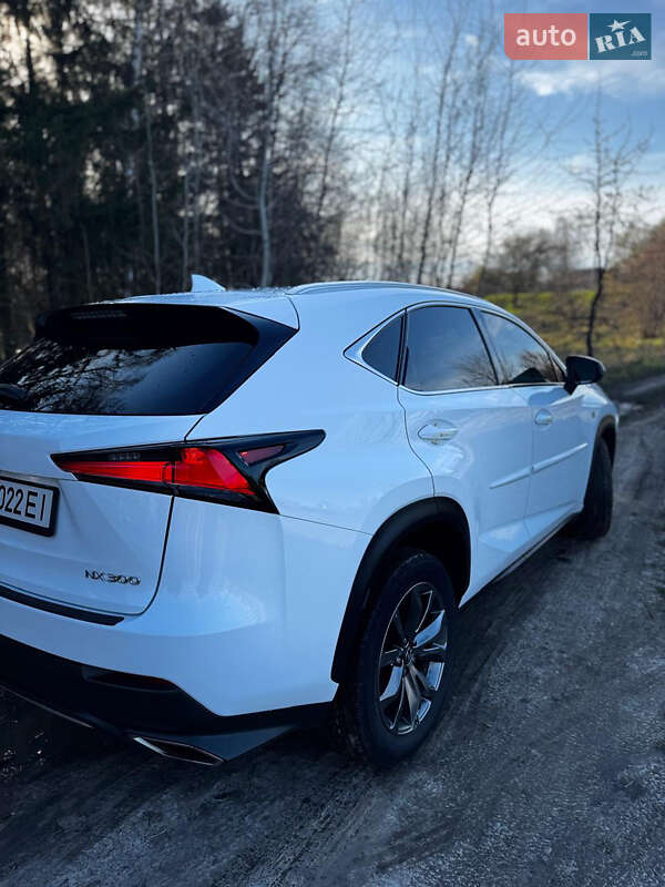 Внедорожник / Кроссовер Lexus NX 2018 в Фастове
