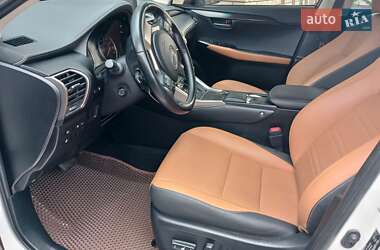Внедорожник / Кроссовер Lexus NX 2020 в 