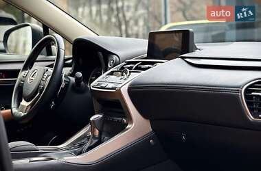 Внедорожник / Кроссовер Lexus NX 2019 в 