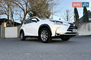 Внедорожник / Кроссовер Lexus NX 2015 в 
