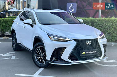 Lexus NX 2022
