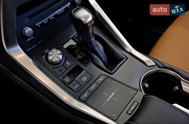 Внедорожник / Кроссовер Lexus NX 2018 в 