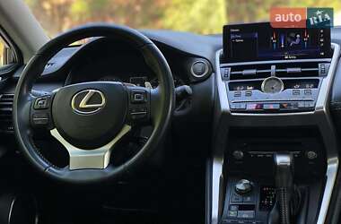 Внедорожник / Кроссовер Lexus NX 2019 в 