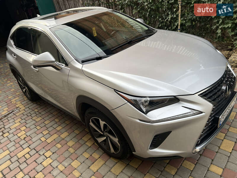 Внедорожник / Кроссовер Lexus NX 2019 в Одессе