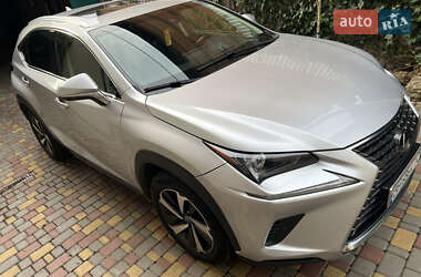 Внедорожник / Кроссовер Lexus NX 2019 в 