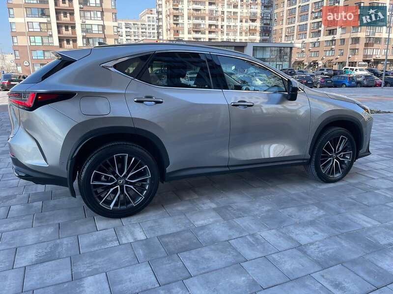 Позашляховик / Кросовер Lexus NX 2022 в Києві