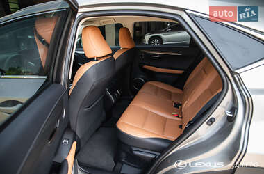 Позашляховик / Кросовер Lexus NX 2020 в 