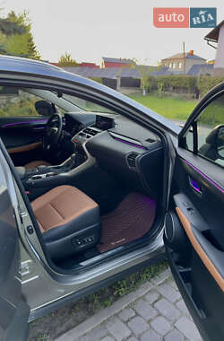 Внедорожник / Кроссовер Lexus NX 2019 в 