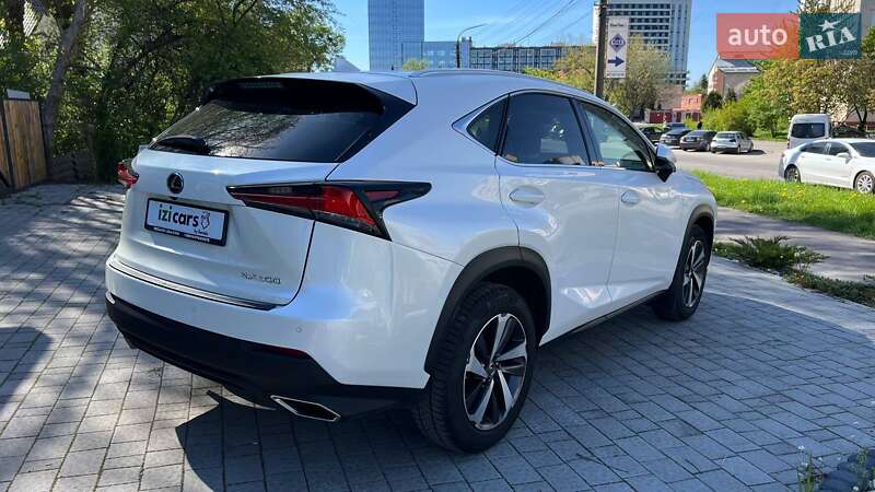 Внедорожник / Кроссовер Lexus NX 2018 в Львове