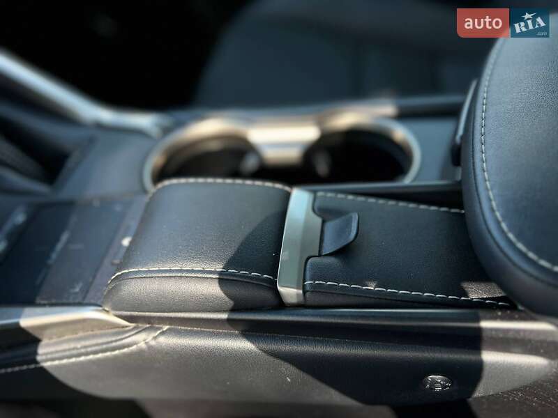 Внедорожник / Кроссовер Lexus NX 2018 в Львове