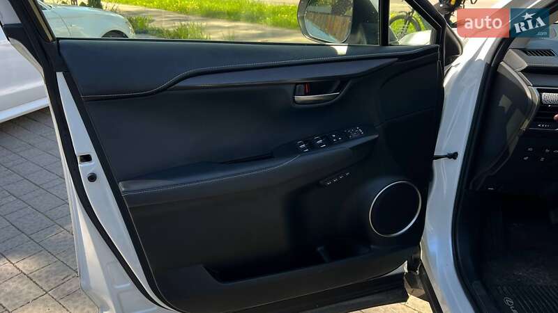 Внедорожник / Кроссовер Lexus NX 2018 в Львове