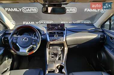 Позашляховик / Кросовер Lexus NX 2017 в 