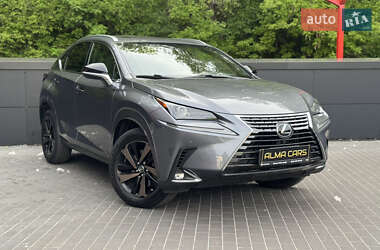Внедорожник / Кроссовер Lexus NX 2019 в 
