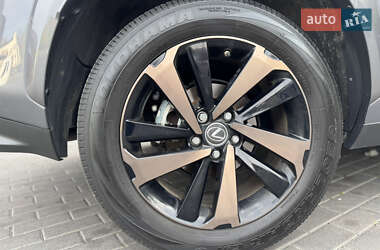 Внедорожник / Кроссовер Lexus NX 2019 в 
