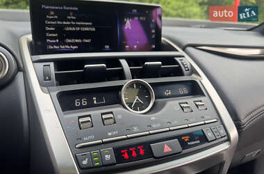 Внедорожник / Кроссовер Lexus NX 2019 в 