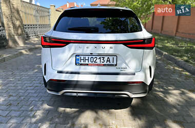 Внедорожник / Кроссовер Lexus NX 2022 в 