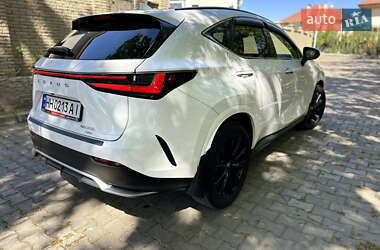 Внедорожник / Кроссовер Lexus NX 2022 в 