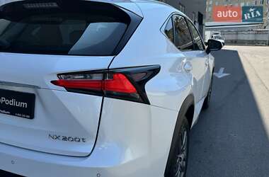 Позашляховик / Кросовер Lexus NX 2016 в 