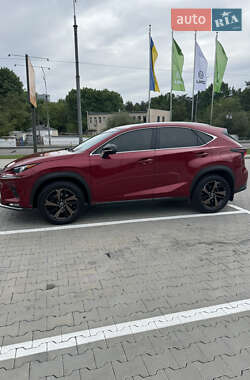 Внедорожник / Кроссовер Lexus NX 2020 в 