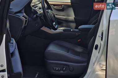 Внедорожник / Кроссовер Lexus NX 2019 в 