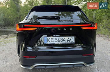 Внедорожник / Кроссовер Lexus NX 2022 в 