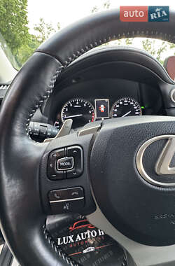 Внедорожник / Кроссовер Lexus NX 2019 в 