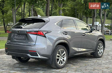 Внедорожник / Кроссовер Lexus NX 2019 в 